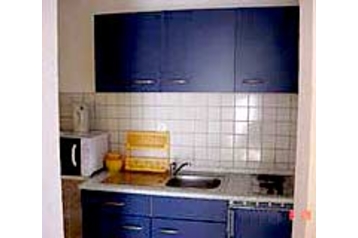 Horvātija Privát Slatine, Eksterjers